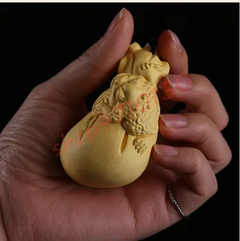 Natural boxwood, pure hand-carved gold toad purse solid wood small ornaments, exquisite handicraft decorations
Natural boxwood, pure hand-carved gold toad purse solid wood small ornaments, exquisite handicraft decorations
