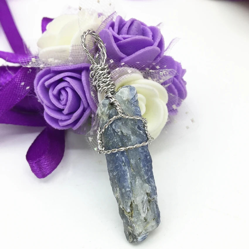 Natural blue kyanite gem stone irregular charms pendant silver-color wire winding elegant exquisite handmade diy jewelry B3076
Natural blue kyanite gem stone irregular charms pendant silver-color wire winding elegant exquisite handmade diy jewelry B3076