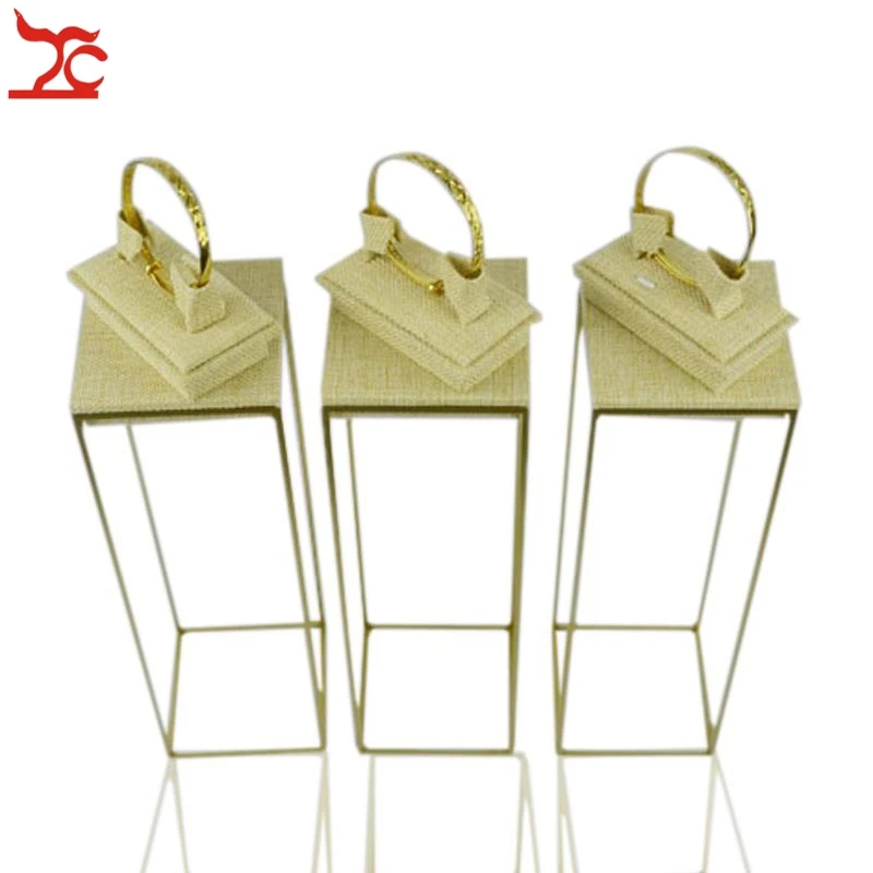 Free Shipping 3Set Luxurious Jewelry Display Fram Rack 304 Stainless Steel Bangle Stand Linen Bangle Organizer Holder Stand
Free Shipping 3Set Luxurious Jewelry Display Fram Rack 304 Stainless Steel Bangle Stand Linen Bangle Organizer Holder Stand