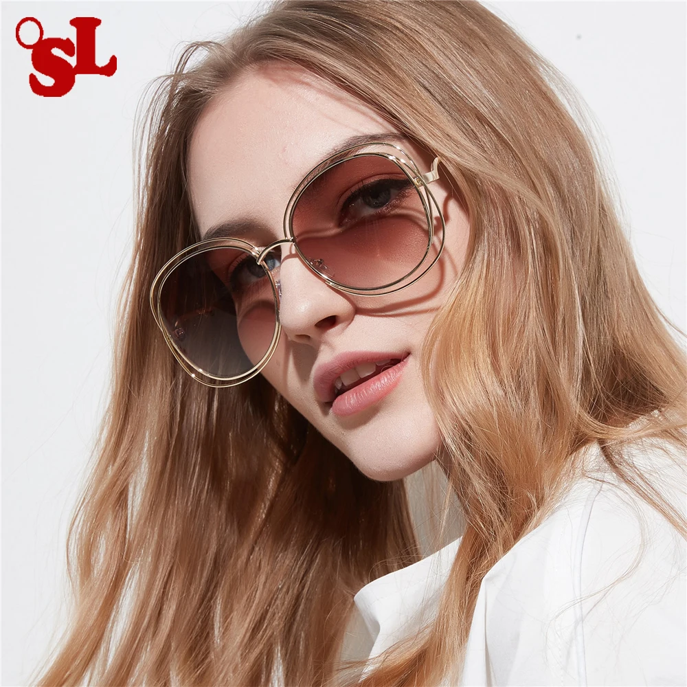 Fashion Retro 2018 Women Sunglasses Square Oversized Frame Dual Use Stainless Steel Frame Sun Glasses Eyewear UV400 Traveling
Fashion Retro 2018 Women Sunglasses Square Oversized Frame Dual Use Stainless Steel Frame Sun Glasses Eyewear UV400 Traveling