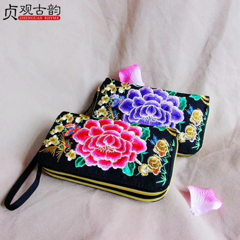 All Handmade Embroidery Women Wallet Vintage Ethnic Bohemian Purse Ladies Gift Coin Pocket Card Package Peony Peacock Hand Bags
All Handmade Embroidery Women Wallet Vintage Ethnic Bohemian Purse Ladies Gift Coin Pocket Card Package Peony Peacock Hand Bags