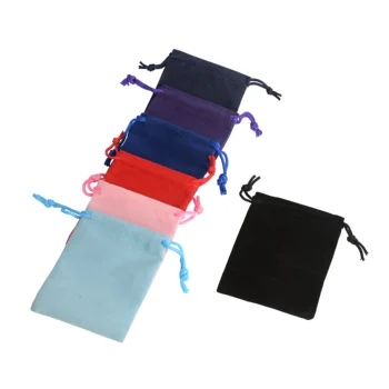 50Pcs/lot 5x7cm 7x9cm 10x12cm Coloful Velvet bag Jewelry Packing Velvet Drawstring Pouches Gift Bags Can Customized Wedding Bag
50Pcs/lot 5x7cm 7x9cm 10x12cm Coloful Velvet bag Jewelry Packing Velvet Drawstring Pouches Gift Bags Can Customized Wedding Bag