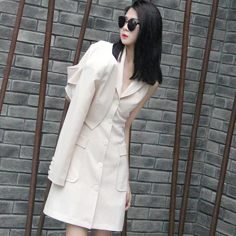 2 piece outfits for women new solid color fashion hanging neck vest short small suit temperament commuter two-piece
2 piece outfits for women new solid color fashion hanging neck vest short small suit temperament commuter two-piece