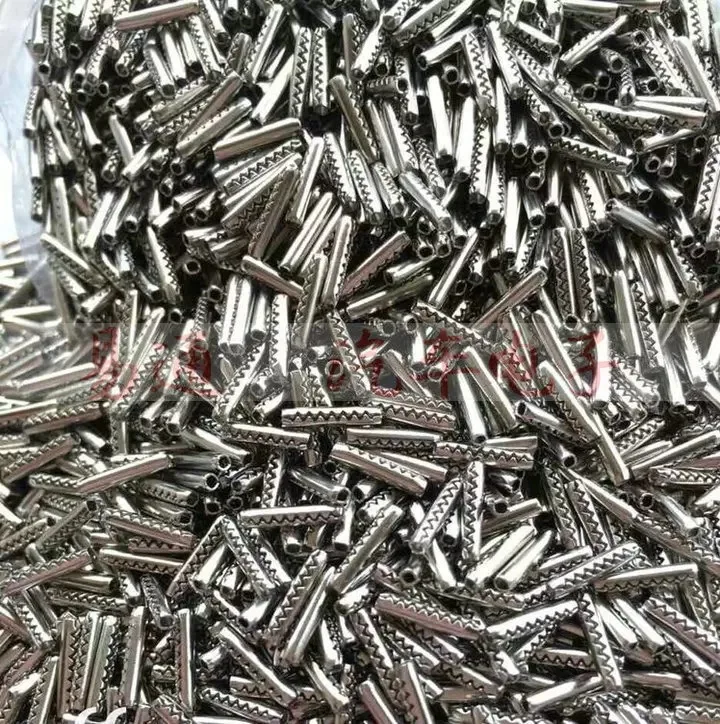 1.6pin fixed for Car Key Accessoreis stainless steel pin for flip folding 8mm length key fixed for flip key
1.6pin fixed for Car Key Accessoreis stainless steel pin for flip folding 8mm length key fixed for flip key