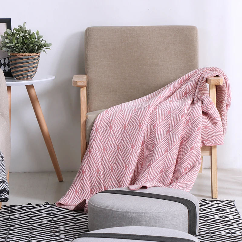 Naturelife Soft Modern Style Pink+ White Stripes Pattern Cotton Warm Blankets Travel Flannel Sofa Fleece Blankets For Bed Warm
Naturelife Soft Modern Style Pink+ White Stripes Pattern Cotton Warm Blankets Travel Flannel Sofa Fleece Blankets For Bed Warm