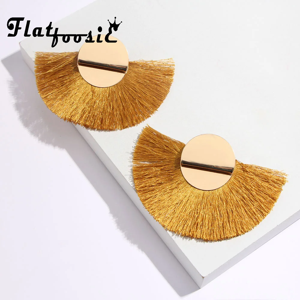Flatfoosie 6 Colors Big Tassel Stud Earrings For Women Boho Big Round Fold Twist Long Fringed Earring Ethnic New Fashion Jewelry
Flatfoosie 6 Colors Big Tassel Stud Earrings For Women Boho Big Round Fold Twist Long Fringed Earring Ethnic New Fashion Jewelry