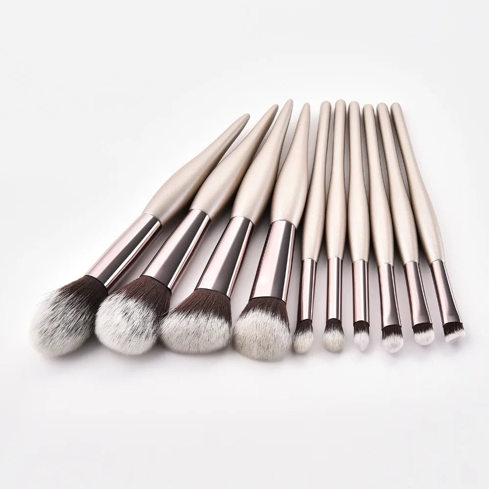 10pcs Luxury Champagne Makeup Brushes Set For Foundation Powder Blush Eyeshadow Concealer Make Up Brush Cosmetics Beauty Tools
10pcs Luxury Champagne Makeup Brushes Set For Foundation Powder Blush Eyeshadow Concealer Make Up Brush Cosmetics Beauty Tools