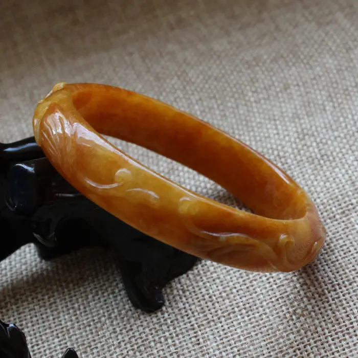 58mm Chinese Hand-carved Emerald Brown stoneite stone Gems Bracelet Bangle A5702
58mm Chinese Hand-carved Emerald Brown stoneite stone Gems Bracelet Bangle A5702