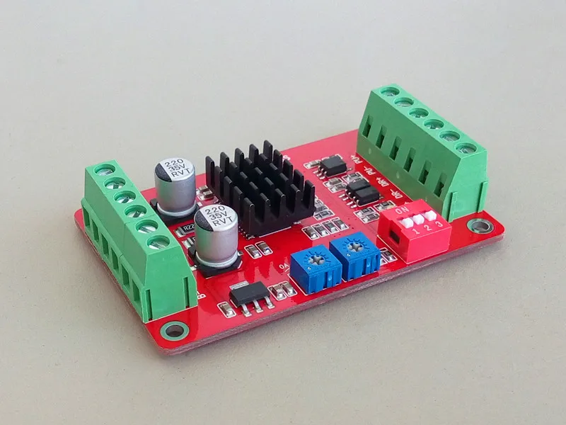 Stepper Motor Driver / 128 Subdivision / 2A Current / 28 / 39 / 42 / 57 Motor THB6128 / LV8728
Stepper Motor Driver / 128 Subdivision / 2A Current / 28 / 39 / 42 / 57 Motor THB6128 / LV8728