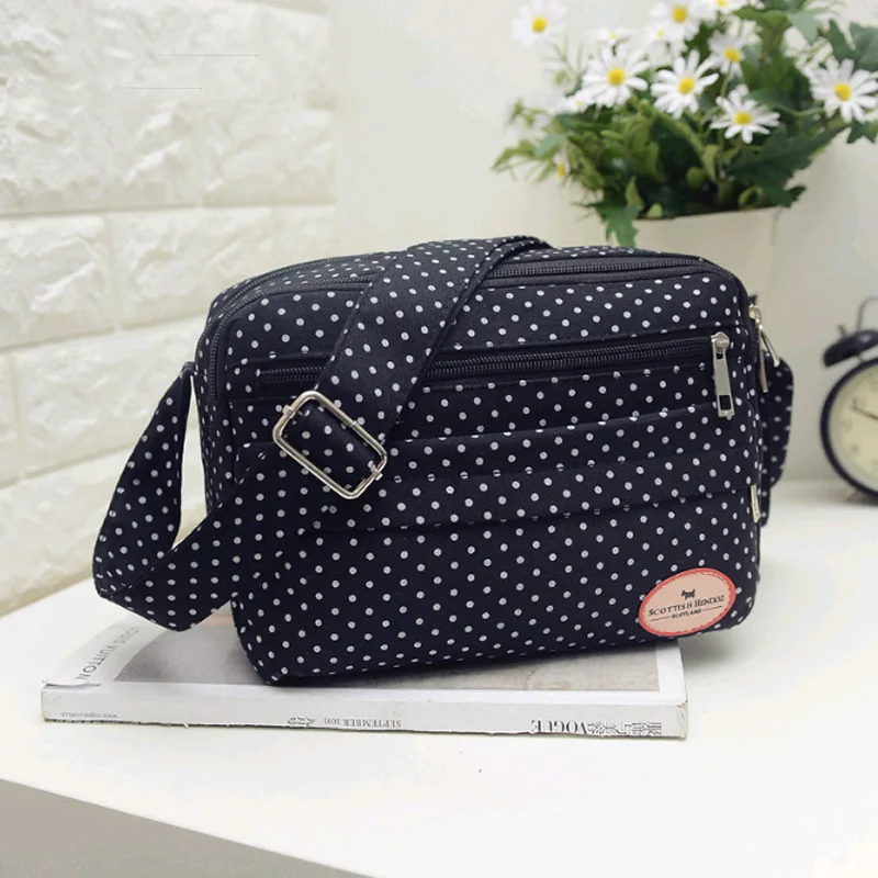 Fashion Diaper Bags Wet Dry Bag Waterproof Mummy Maternity Nappy Bag Travel Baby Stroller Nursing Bag For Mom Baby Care
Fashion Diaper Bags Wet Dry Bag Waterproof Mummy Maternity Nappy Bag Travel Baby Stroller Nursing Bag For Mom Baby Care