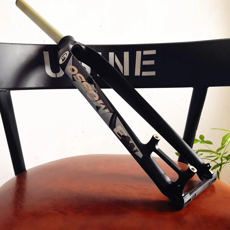 2018 hot selling Mosso Fork M3 MTB Bike Fork 26 er Road Bicycle Fork suspension Front Forks
2018 hot selling Mosso Fork M3 MTB Bike Fork 26 er Road Bicycle Fork suspension Front Forks