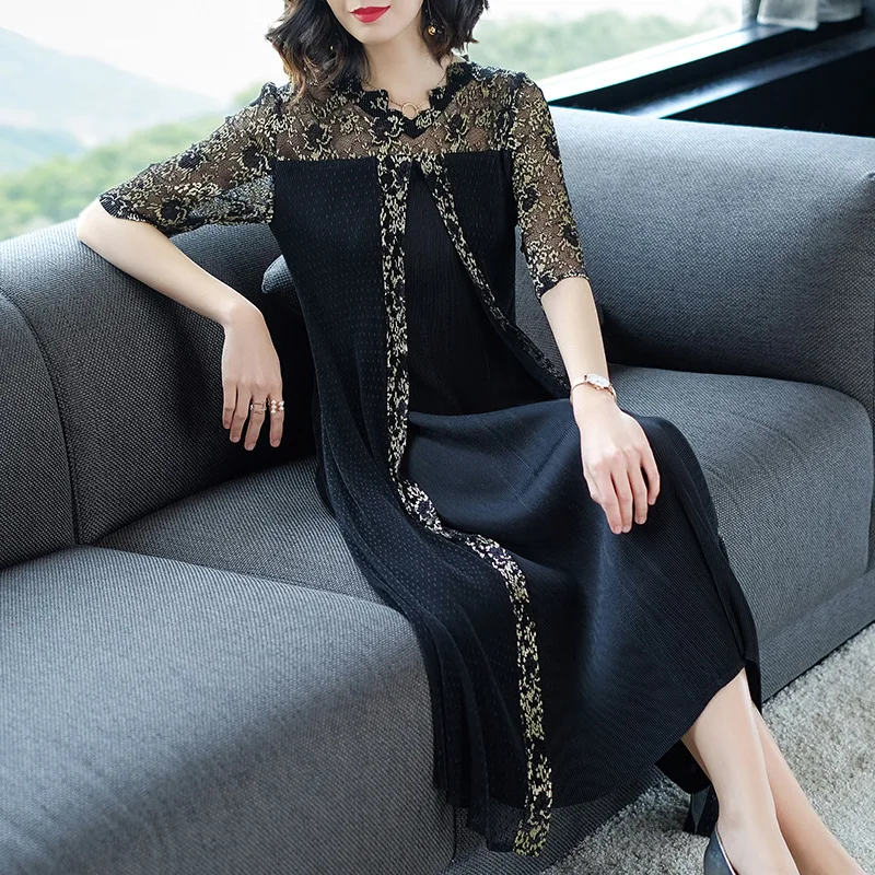 Dress 2019 Spring New Women Fashion Lace Patchwork Faux Two Piece Plus Size Black Miyake Pleats Dress for women's weight 45-80kg
Dress 2019 Spring New Women Fashion Lace Patchwork Faux Two Piece Plus Size Black Miyake Pleats Dress for women's weight 45-80kg