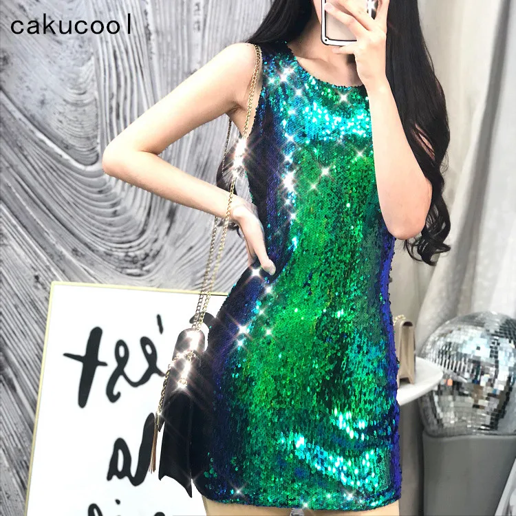 Cakucool New Sleeveless Dress Shiny Green Sequined Bling Short Vestido Chic Slim Sexy Party Korean Sundress Summer Mujer Vadim
Cakucool New Sleeveless Dress Shiny Green Sequined Bling Short Vestido Chic Slim Sexy Party Korean Sundress Summer Mujer Vadim
