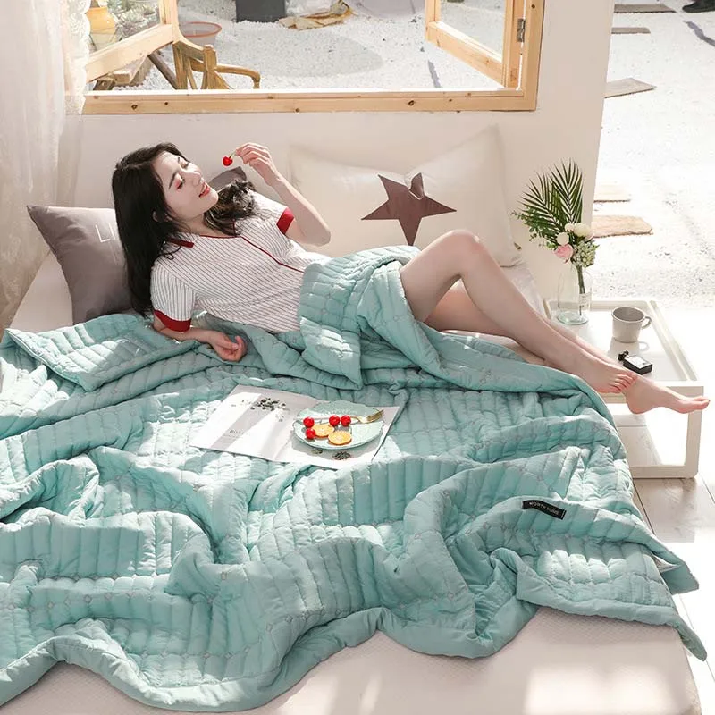 Warm Winter Throw Blanket for Living Room Bedroom Sofa Plaid Quilt Bedspread Comforter Bed Cover Home Textiles Bedding Coverlet
Warm Winter Throw Blanket for Living Room Bedroom Sofa Plaid Quilt Bedspread Comforter Bed Cover Home Textiles Bedding Coverlet