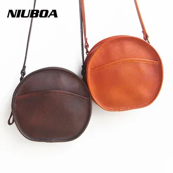 Genuine Leather Women's Messenger Bags Shoulder Bag Female Crossbody Soft Casual Bag Cowhide Vintage Summer Circle Mini Bag
Genuine Leather Women's Messenger Bags Shoulder Bag Female Crossbody Soft Casual Bag Cowhide Vintage Summer Circle Mini Bag