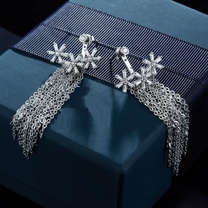 YP771 AAA Zircon 925 Sterling Silver Snowflake Tassel Stud Earring Snow Flower Circle Chain Tassel Earring Women Wedding Jewelry
YP771 AAA Zircon 925 Sterling Silver Snowflake Tassel Stud Earring Snow Flower Circle Chain Tassel Earring Women Wedding Jewelry