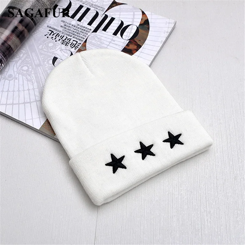 Unisex Leisure Knitted Hat Female Warm Cotton Blends Hat Women's Winter Cap Men Embroidery Stars Hip Hop Skullies Beanies Girls
Unisex Leisure Knitted Hat Female Warm Cotton Blends Hat Women's Winter Cap Men Embroidery Stars Hip Hop Skullies Beanies Girls