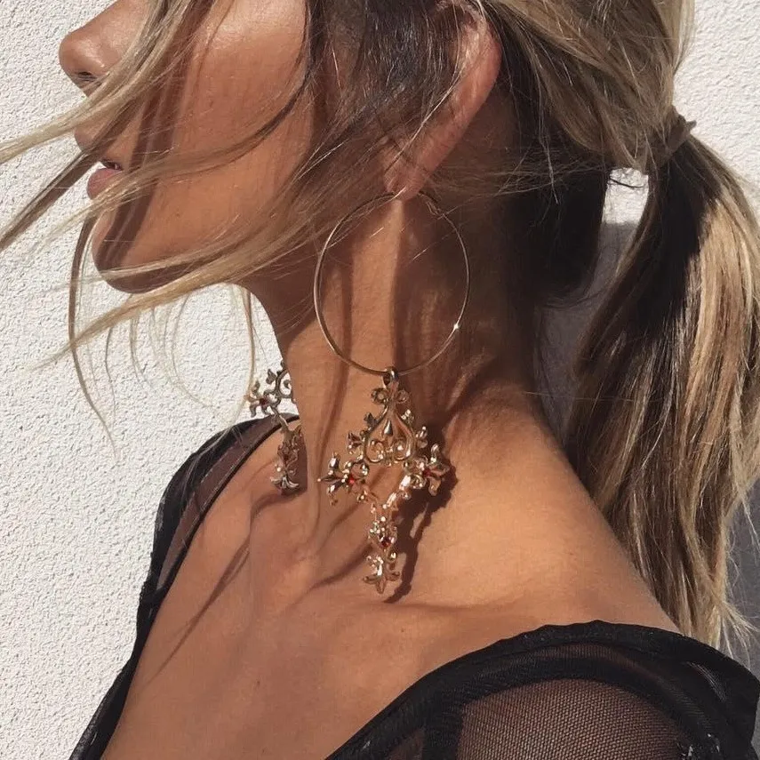 New Arrival Vintage Red Crystal Cross Hoop Earrings for Women Pink Baroque Bohemian Large Long Earrings 2019 Hot Jewelry
New Arrival Vintage Red Crystal Cross Hoop Earrings for Women Pink Baroque Bohemian Large Long Earrings 2019 Hot Jewelry