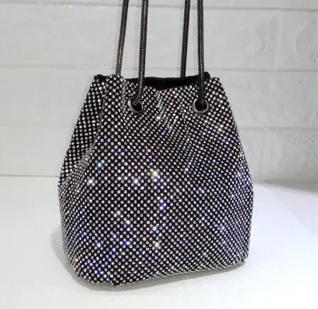 2019 New Women's diamond aslant dinner bag Fashion mini-pull rope leisure bucket bag Personality Ladies handbag
2019 New Women's diamond aslant dinner bag Fashion mini-pull rope leisure bucket bag Personality Ladies handbag