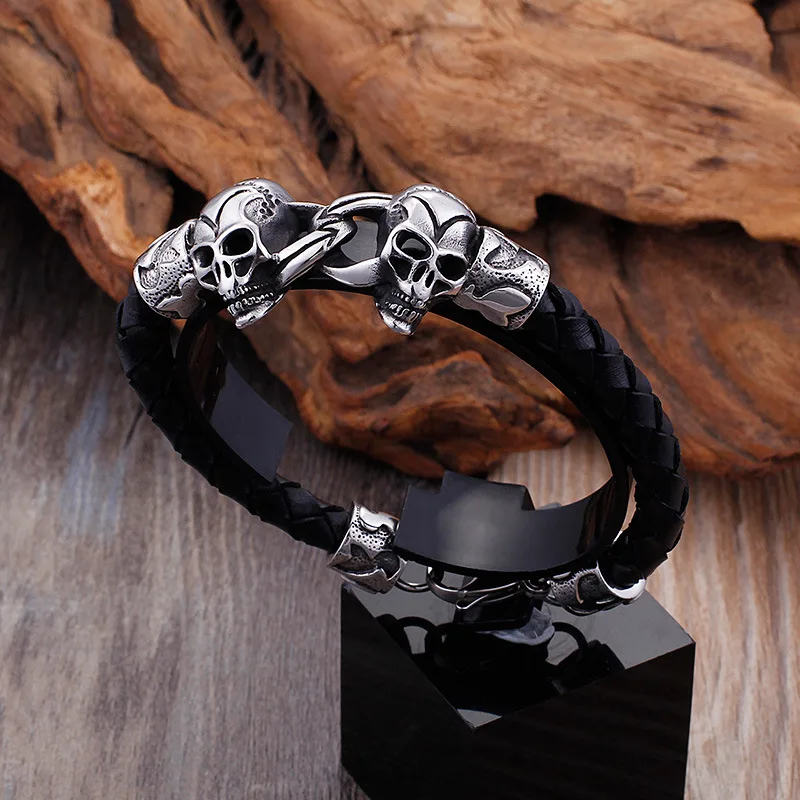 New Fashion Titanium Steel Chain Bracelet Hot Sale Simple Men Stainless Steel Jewelry
New Fashion Titanium Steel Chain Bracelet Hot Sale Simple Men Stainless Steel Jewelry