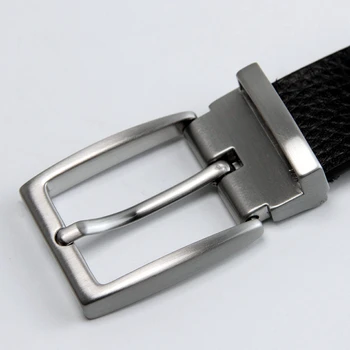 Leather belt fashion casual men's and women's general model of high-grade alloy agio contracted joker black belt
Leather belt fashion casual men's and women's general model of high-grade alloy agio contracted joker black belt