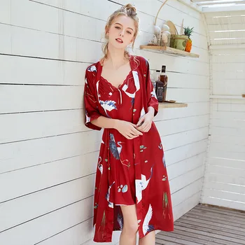 Print Crane Bride Bridesmaid Wedding Kimono Gown Sexy Women Home Clothes Sleepwear Casual Twinest Robe Set Bathrobe Nightdress
Print Crane Bride Bridesmaid Wedding Kimono Gown Sexy Women Home Clothes Sleepwear Casual Twinest Robe Set Bathrobe Nightdress