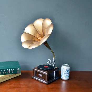 Metal Vintage Gramophone Sculpture/statue Vintage Record Player Model Home, Office, Club Bar, Loft Decorations/Home Decoration
Metal Vintage Gramophone Sculpture/statue Vintage Record Player Model Home, Office, Club Bar, Loft Decorations/Home Decoration