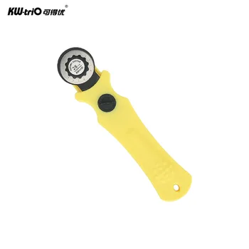 Rotary Cutter 28mm Comfortable Handle Quilting Tools with Safety Lock for Fabric Scrapbooking Quilting Sewing Precise Cutting
Rotary Cutter 28mm Comfortable Handle Quilting Tools with Safety Lock for Fabric Scrapbooking Quilting Sewing Precise Cutting
