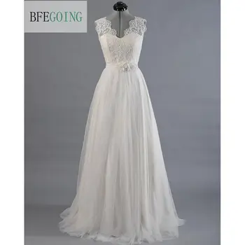 Ivory Lace Tullle V-Neck Wedding dress Sweep/Brush Train Floor-Length Cap Sleeves Bridal Gown Custom made
Ivory Lace Tullle V-Neck Wedding dress Sweep/Brush Train Floor-Length Cap Sleeves Bridal Gown Custom made
