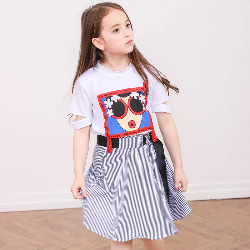 2018 New Arrival Summer Girls Clothing Sets Cartoon White Tee Shirt and Striped Skirt Set for Teenager Girls Clothing Suits
2018 New Arrival Summer Girls Clothing Sets Cartoon White Tee Shirt and Striped Skirt Set for Teenager Girls Clothing Suits