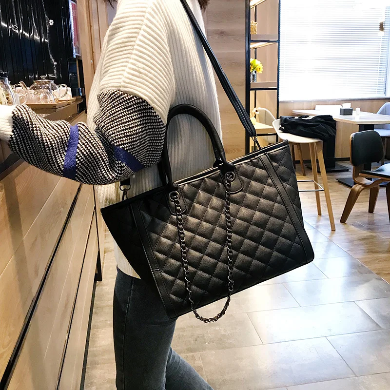 Luxury Handbags Women Bags Designer 2019 Summer Women Messenger Bags Fashion Vintage High Capacity Ladies Handbags
Luxury Handbags Women Bags Designer 2019 Summer Women Messenger Bags Fashion Vintage High Capacity Ladies Handbags