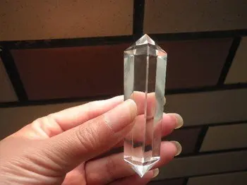 Water Clear 4 Sided 3.07" Crystal Point Quartz Vogel DT Wand W All Perfect Cuts
Water Clear 4 Sided 3.07" Crystal Point Quartz Vogel DT Wand W All Perfect Cuts