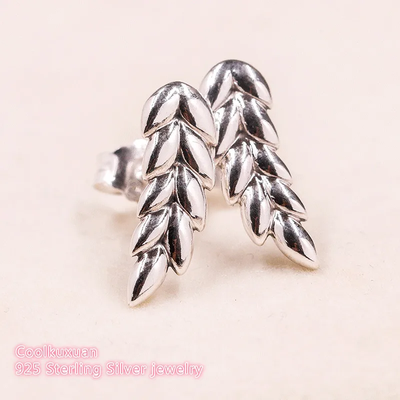 2018 Autumn 100% 925 Sterling Silver curved grains earrings Original European Style Brand Jewelry
2018 Autumn 100% 925 Sterling Silver curved grains earrings Original European Style Brand Jewelry