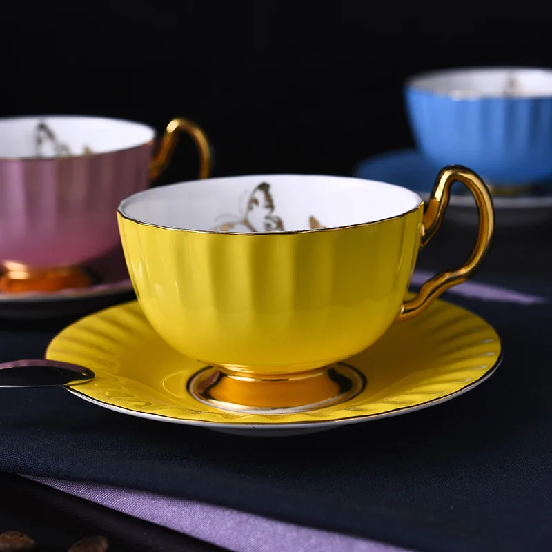 Exquisite elegant gold edged solid color ceramic coffee cup Fashion golden butterfly afternoon black tea cup
Exquisite elegant gold edged solid color ceramic coffee cup Fashion golden butterfly afternoon black tea cup