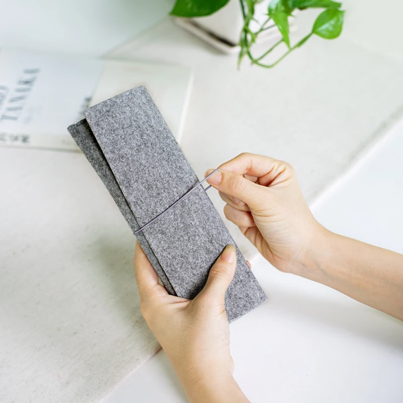 Large Capacity Handmade Felt Pencil Case Bags Roll Pouch Makeup Cosmetic Brush Pen Storage Box Bag School Supplies
Large Capacity Handmade Felt Pencil Case Bags Roll Pouch Makeup Cosmetic Brush Pen Storage Box Bag School Supplies