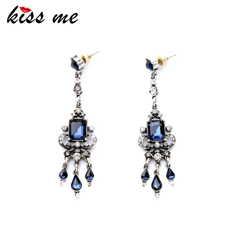 Retro Trendy Silver Color Blue Crystal Women Earrings Summer Dress Jewelry Drop Earrings Factory Wholesale
Retro Trendy Silver Color Blue Crystal Women Earrings Summer Dress Jewelry Drop Earrings Factory Wholesale
