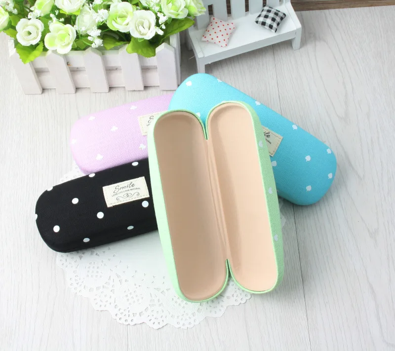 2352418520_115409667