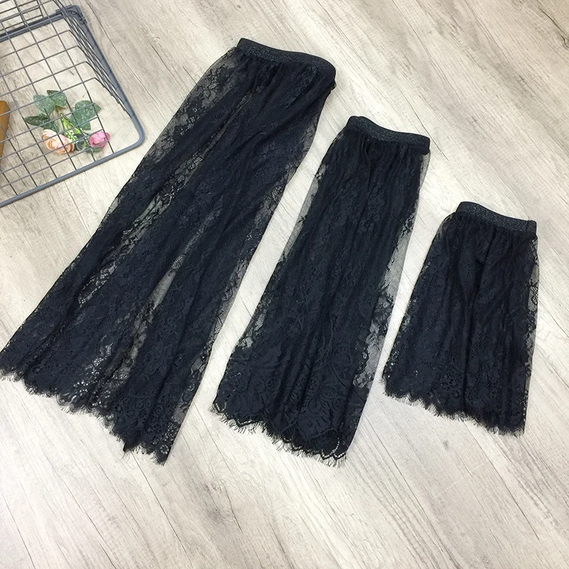 Lace underskirt medium long autumn and winter single layer guaze plus size half slip
Lace underskirt medium long autumn and winter single layer guaze plus size half slip
