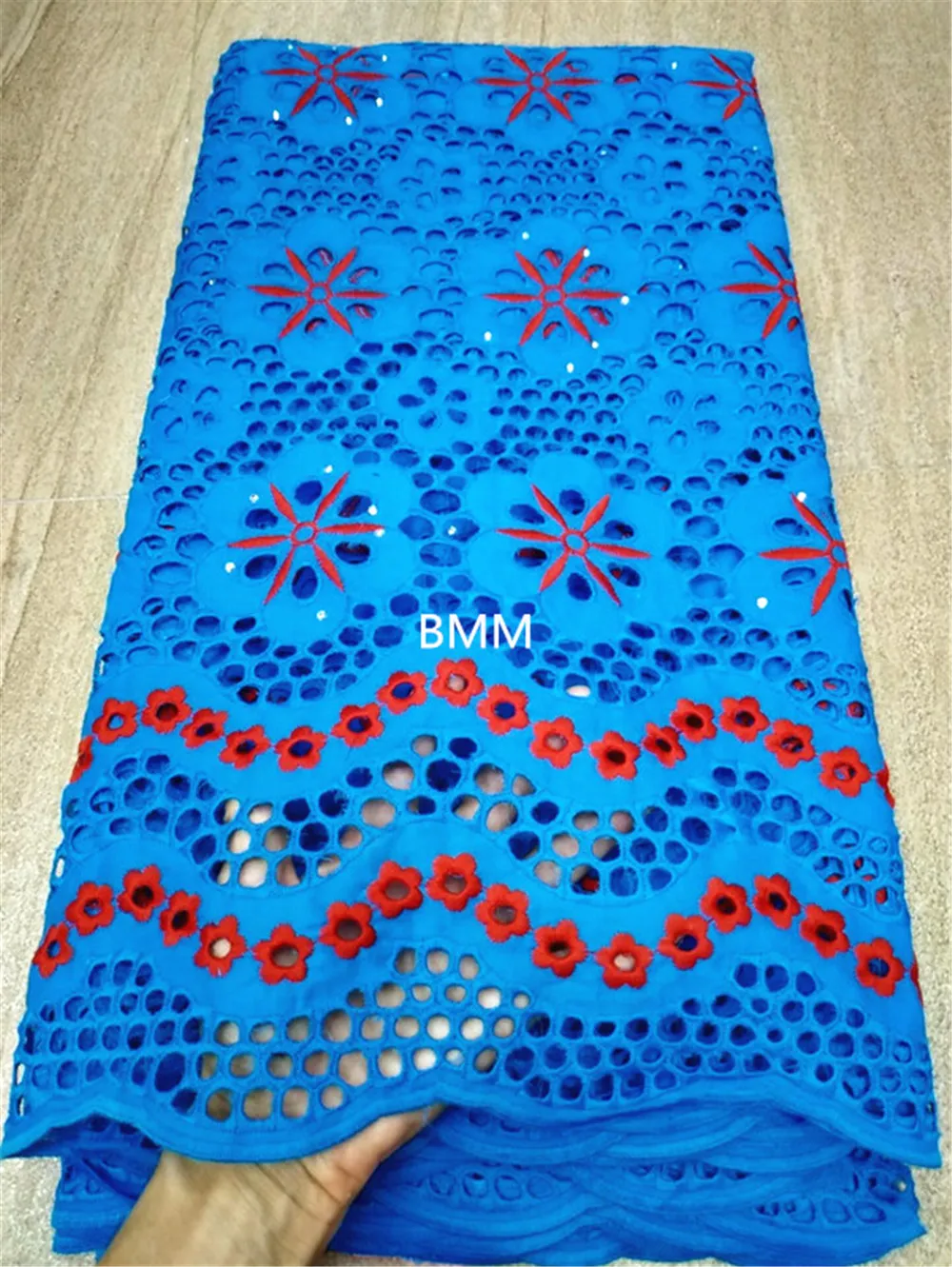 swiss voile lace in switzerland nigerian lace fabrics high quality cotton lace fabric robe dentelle mesh fabric 5yard/lot
swiss voile lace in switzerland nigerian lace fabrics high quality cotton lace fabric robe dentelle mesh fabric 5yard/lot