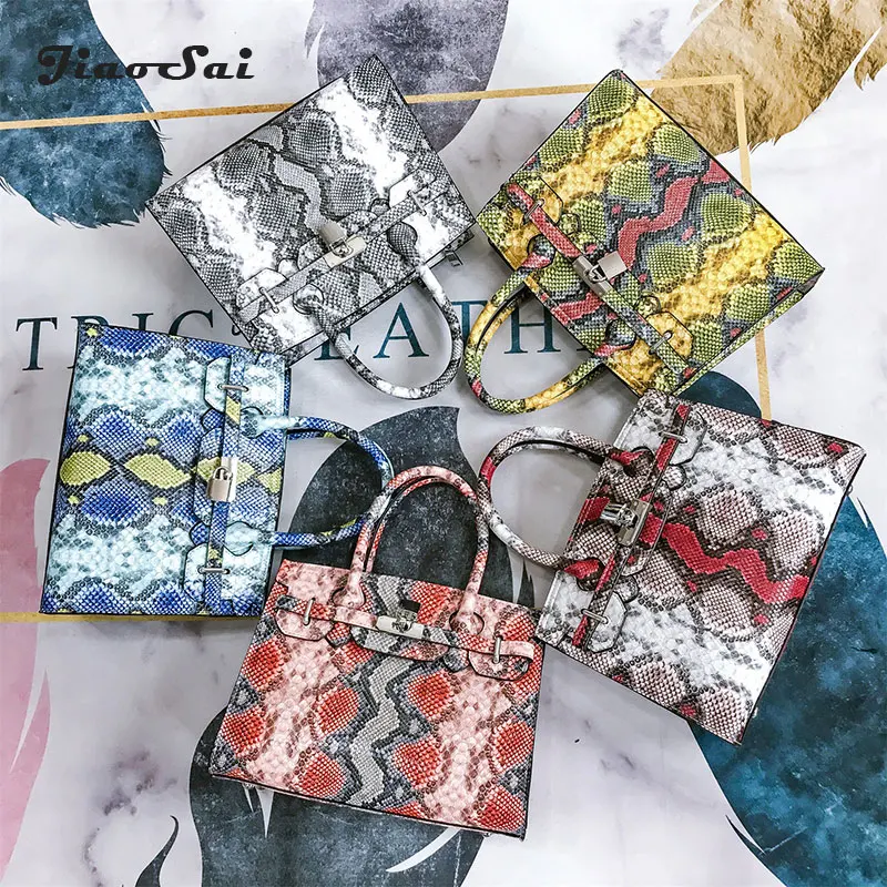 Luxury Brand Lock Snake Leather Tote Bags Women Boston Handbags Big Capacity Casual Shoulder Bags Female messenger Bolsa Sac New
Luxury Brand Lock Snake Leather Tote Bags Women Boston Handbags Big Capacity Casual Shoulder Bags Female messenger Bolsa Sac New
