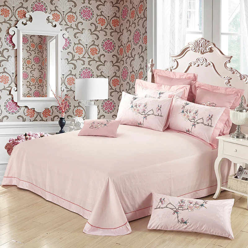 100% Egypt Cotton Silky Luxury Royal Bedding set Queen/King Size Embroidery Korean Bed set Duvet cover Bed linen Pillowcases 100% Egypt Cotton Silky Luxury Royal Bedding set Queen/King Size Embroidery Korean Bed set Duvet cover Bed linen Pillowcases