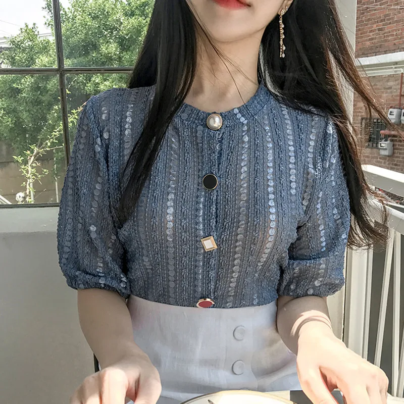 Alien Kitty Lace Shirt Women 2019 Summer Korean Style Fashion Elegant Loose Single-breasted Puff Sleeve White Tops Camisas Mujer
Alien Kitty Lace Shirt Women 2019 Summer Korean Style Fashion Elegant Loose Single-breasted Puff Sleeve White Tops Camisas Mujer
