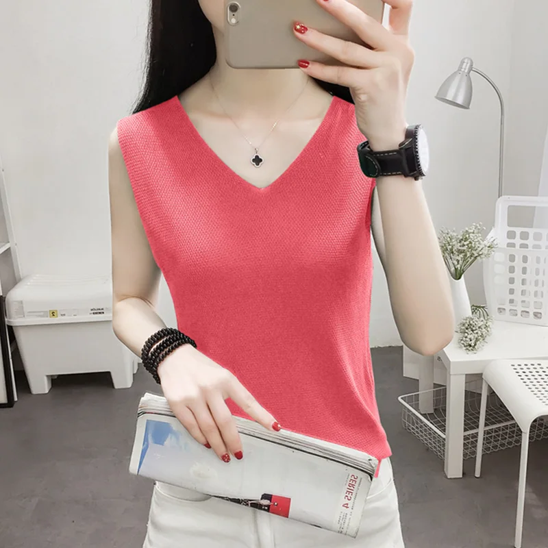 2019 Summer Fashion Female Casual Knitted Vest Shirt Tank Pullover Tops V-Neck Sexy Sleeveless T-shirt Women Solid Camis shirt
2019 Summer Fashion Female Casual Knitted Vest Shirt Tank Pullover Tops V-Neck Sexy Sleeveless T-shirt Women Solid Camis shirt
