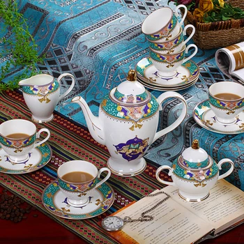Jingdezhen Coffee sets European style Bone China Coffee Cups and Saucers English afternoon tea High-grade Gift
Jingdezhen Coffee sets European style Bone China Coffee Cups and Saucers English afternoon tea High-grade Gift