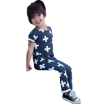 Newborn Rompers Summer 2017 New Brand Short-sleeve Boy Girl Romper Jumpsuit Fashion Cross Pattern Baby Boys One Pieces Clothes
Newborn Rompers Summer 2017 New Brand Short-sleeve Boy Girl Romper Jumpsuit Fashion Cross Pattern Baby Boys One Pieces Clothes