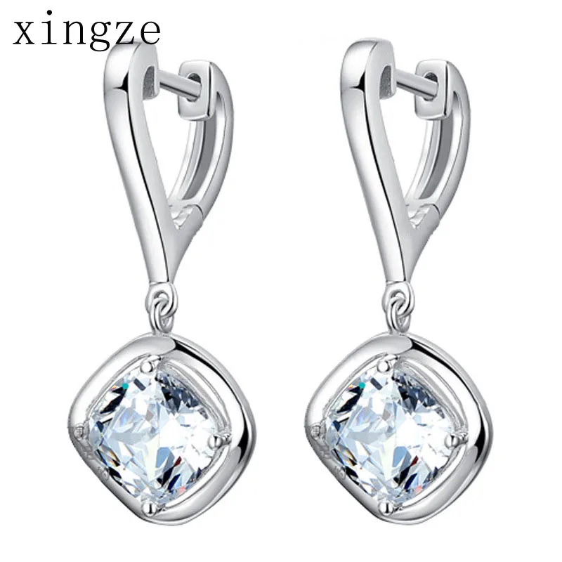 High-end 925 sterling silver heart-shaped earrings cube zircon silver earrings for women fine jewelry wholesale
High-end 925 sterling silver heart-shaped earrings cube zircon silver earrings for women fine jewelry wholesale