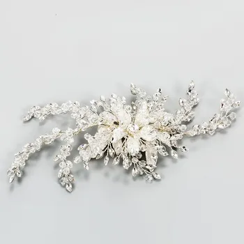 Rhinestone Bridal Hair Clip Comb Pins Flower Wedding Barrettes Hair Accessories Handmade Women Head Pieces
Rhinestone Bridal Hair Clip Comb Pins Flower Wedding Barrettes Hair Accessories Handmade Women Head Pieces