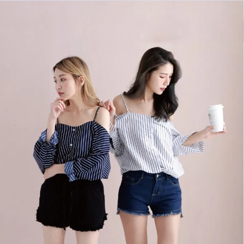 Blouse Women Sexy Striped Off Shoulder Casual Tops And Blouse Loose Single-Breasted Long Sleeve Wild Retro Blouse
Blouse Women Sexy Striped Off Shoulder Casual Tops And Blouse Loose Single-Breasted Long Sleeve Wild Retro Blouse