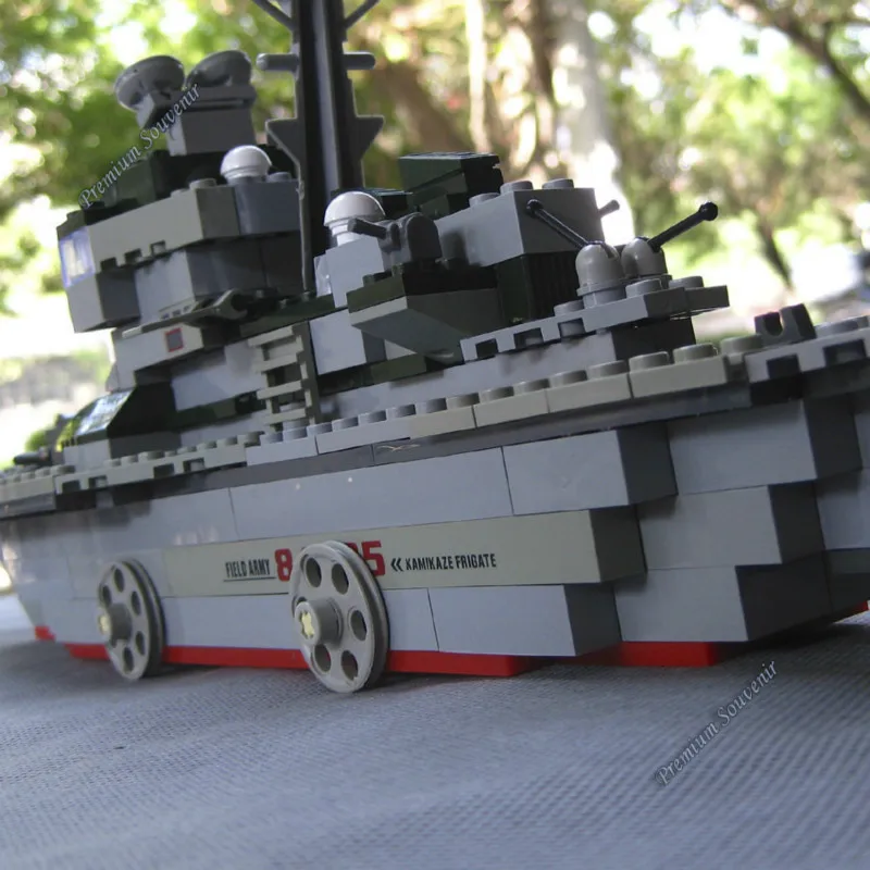 228pcs-set-Cruiser-Building-Block-Brick-Army-Military-Ship-Model-Battle-War-Ship-Navy-Vessel-Boat (3)