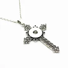 Newest 1pcs/lot Alloy cross Necklace round Snap Buttons long chain 50cm Neck pendants for Women Necklace
Newest 1pcs/lot Alloy cross Necklace round Snap Buttons long chain 50cm Neck pendants for Women Necklace